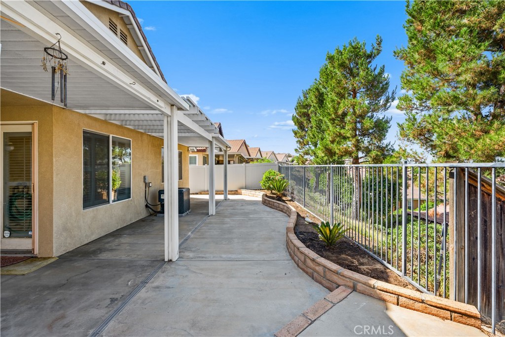 main property photo 33