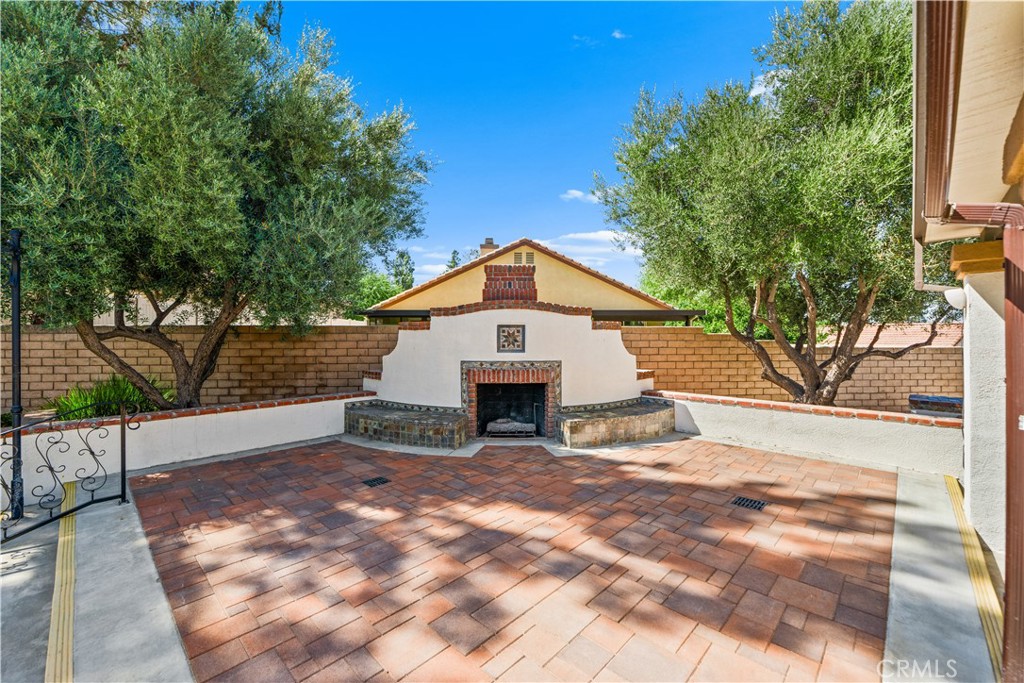 main property photo 46