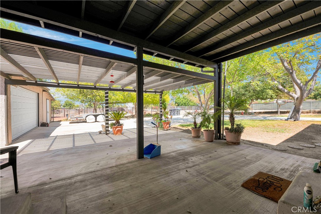 main property photo 26