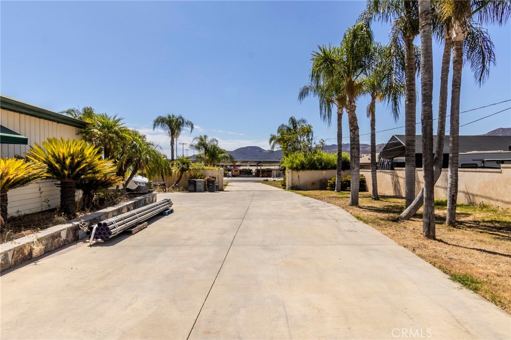 main property photo 24