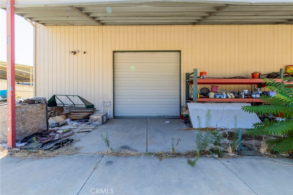 main property photo 40