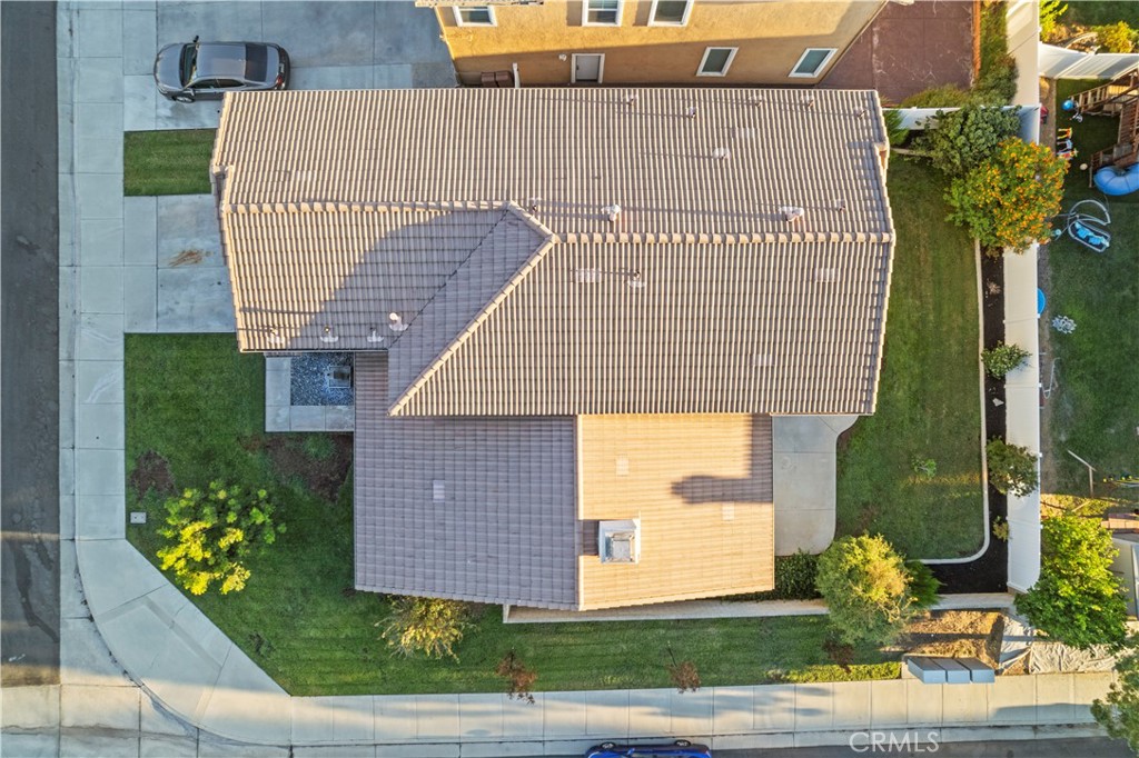 main property photo 50