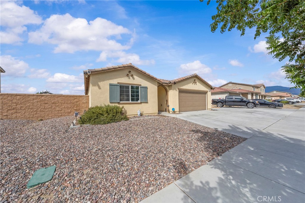 main property photo 3
