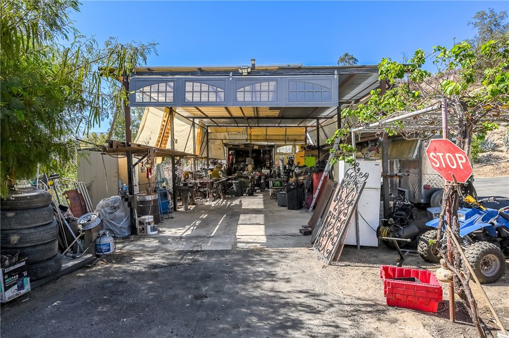 main property photo 12
