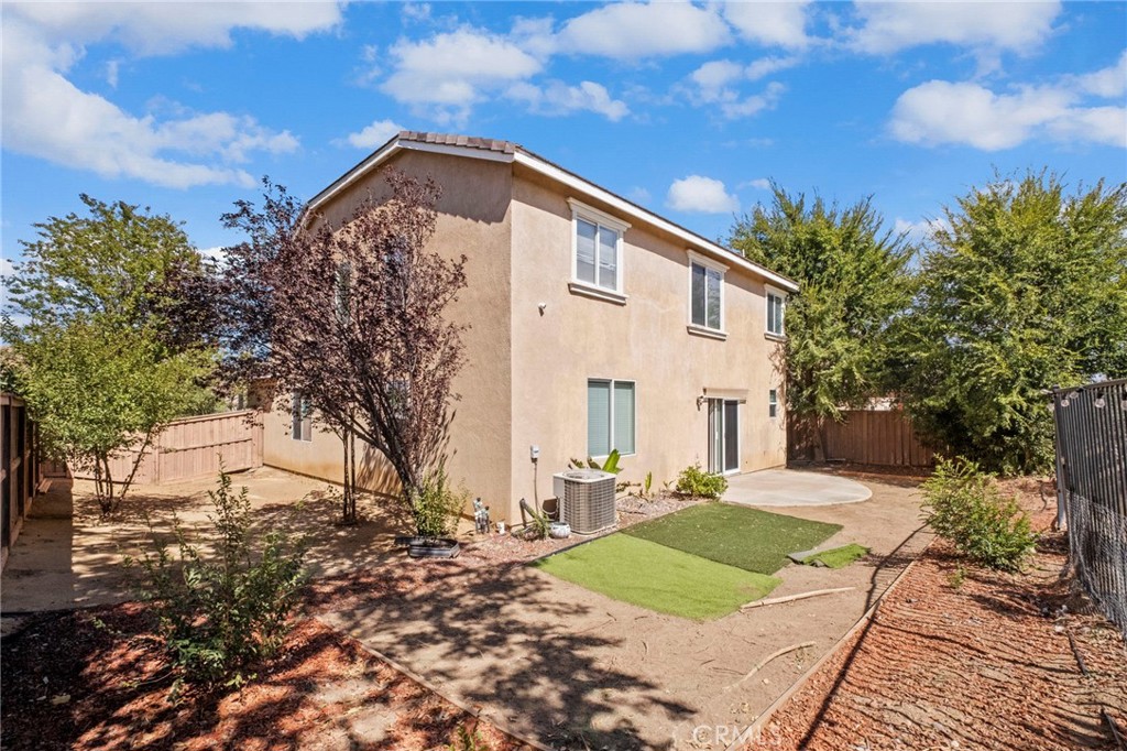 main property photo 41