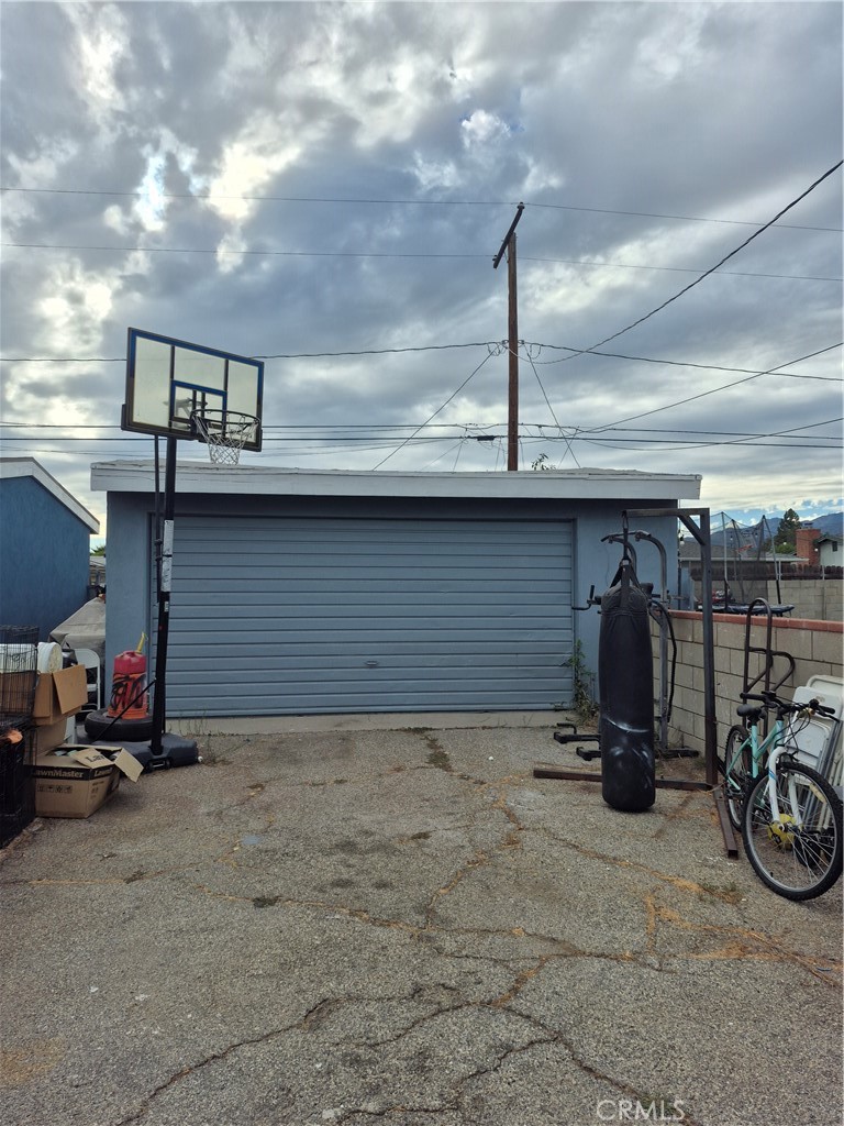 main property photo 17