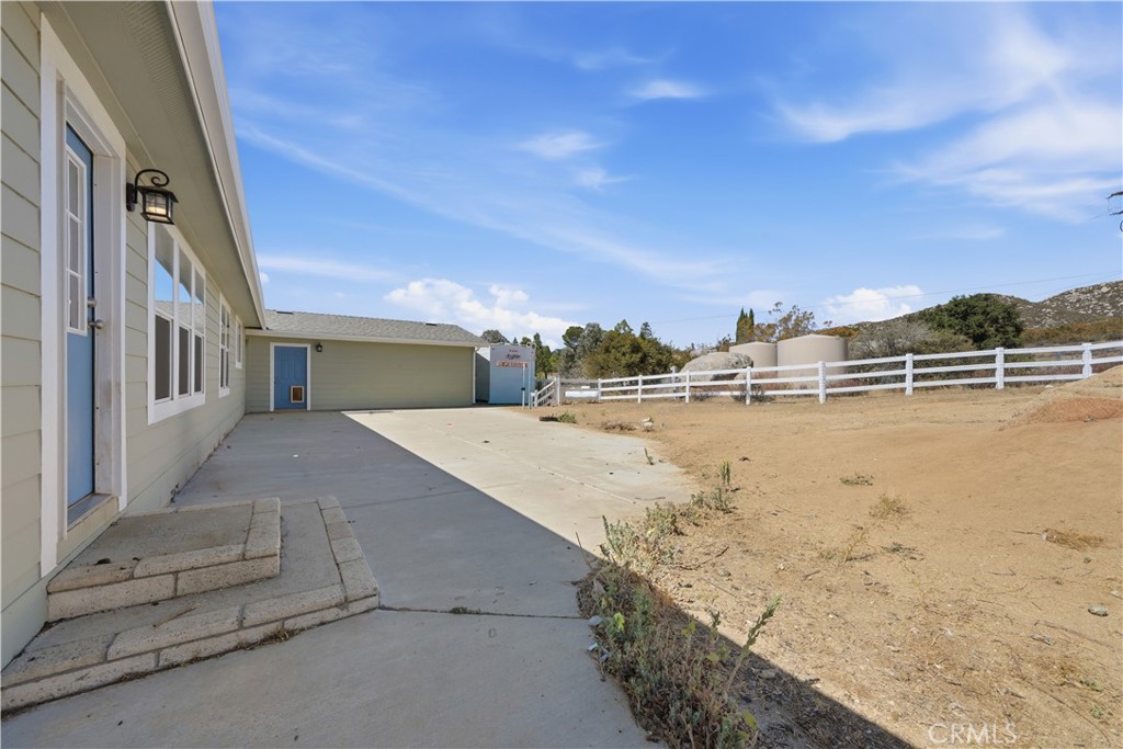 main property photo 31