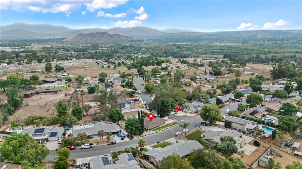 main property photo 55