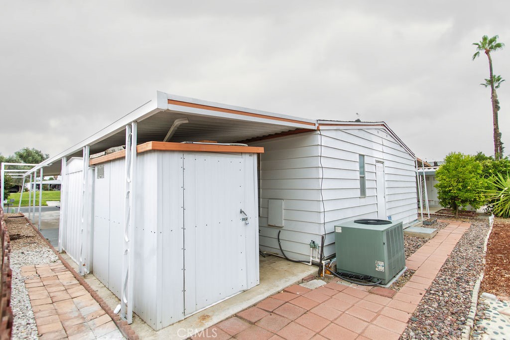 main property photo 26