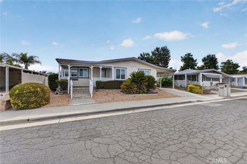 main property photo 66