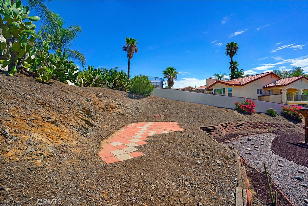 main property photo 45