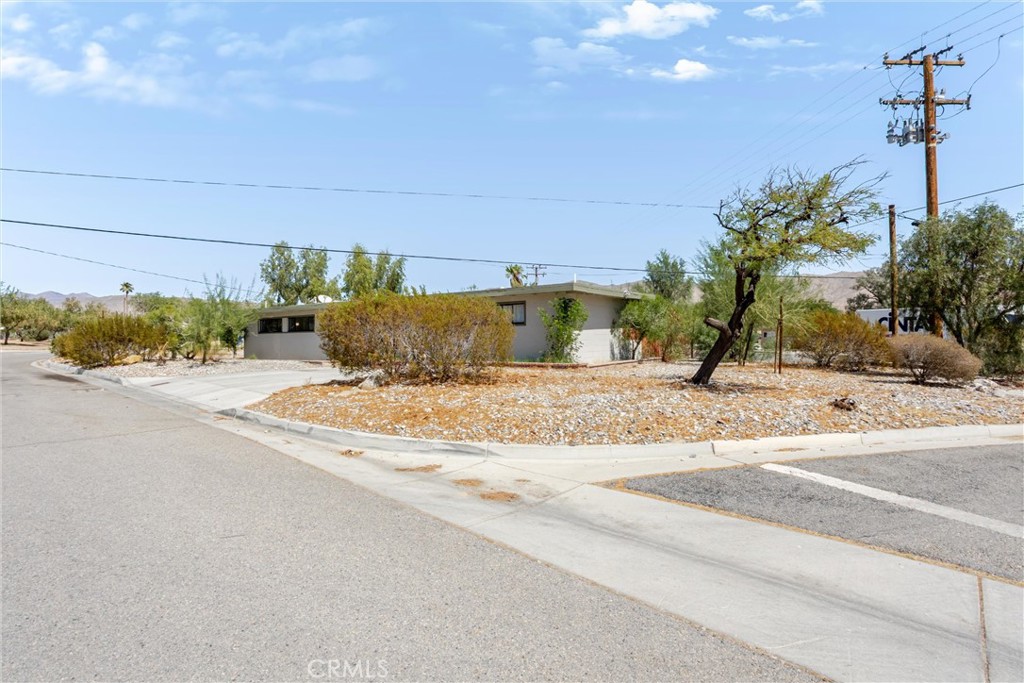 main property photo 25