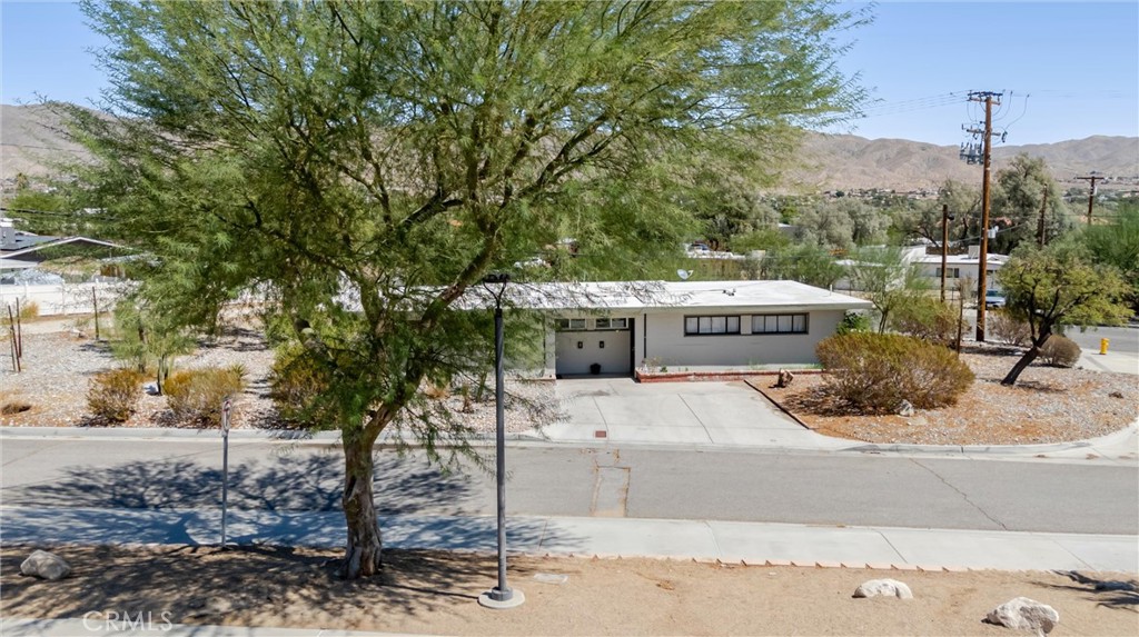 main property photo 4
