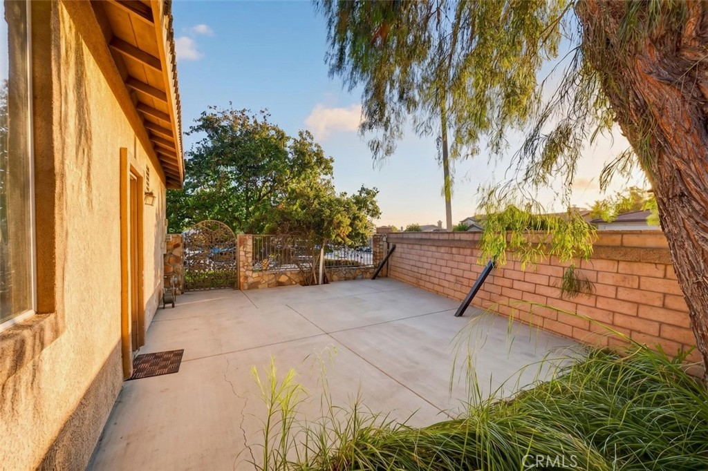 main property photo 47