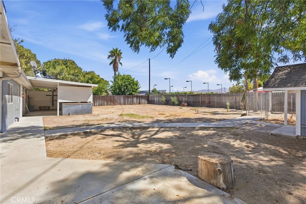 main property photo 32