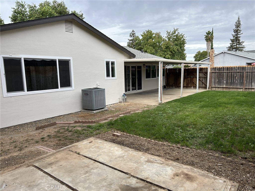 main property photo 15