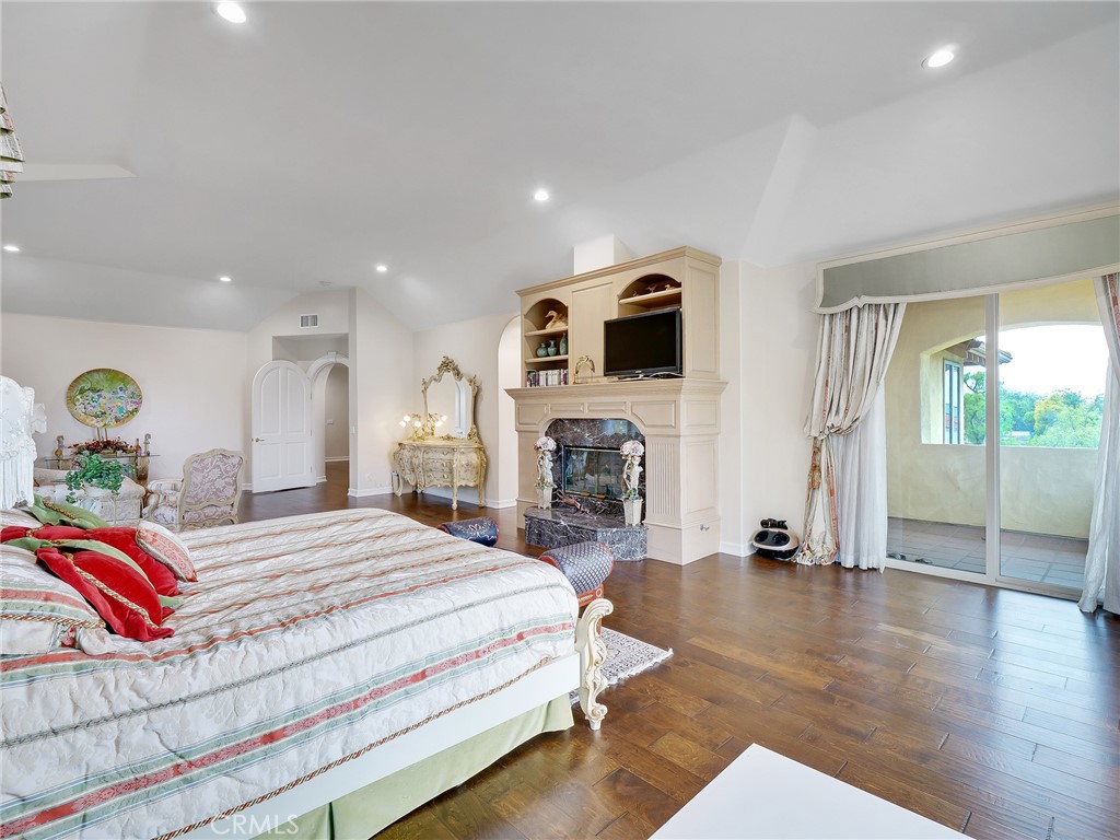 main property photo 51