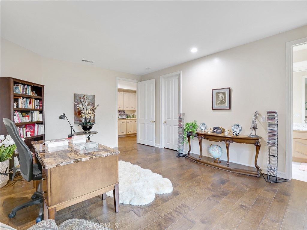 main property photo 60