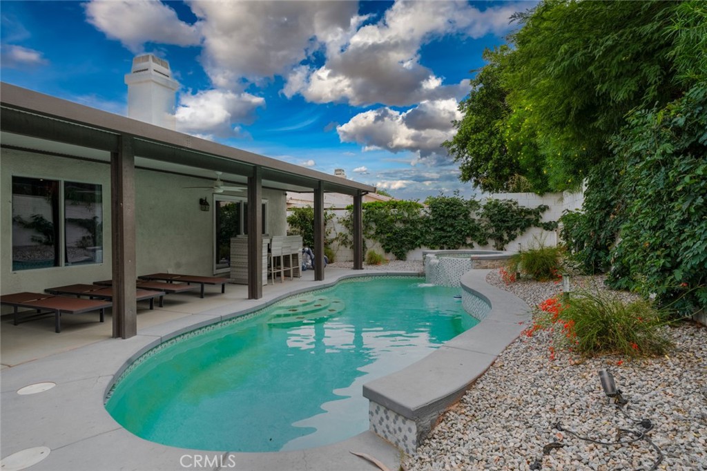 main property photo 44