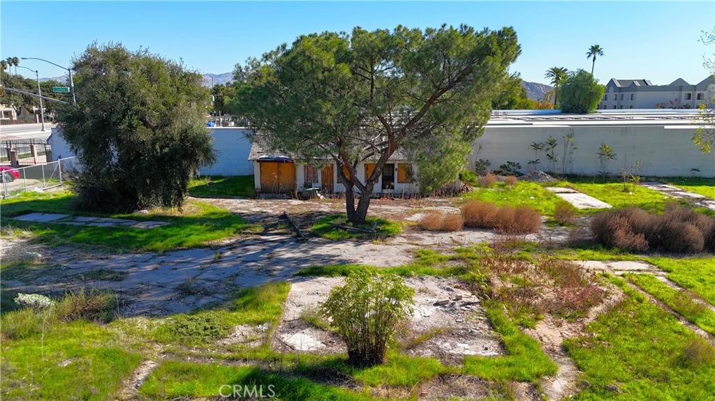 main property photo 20