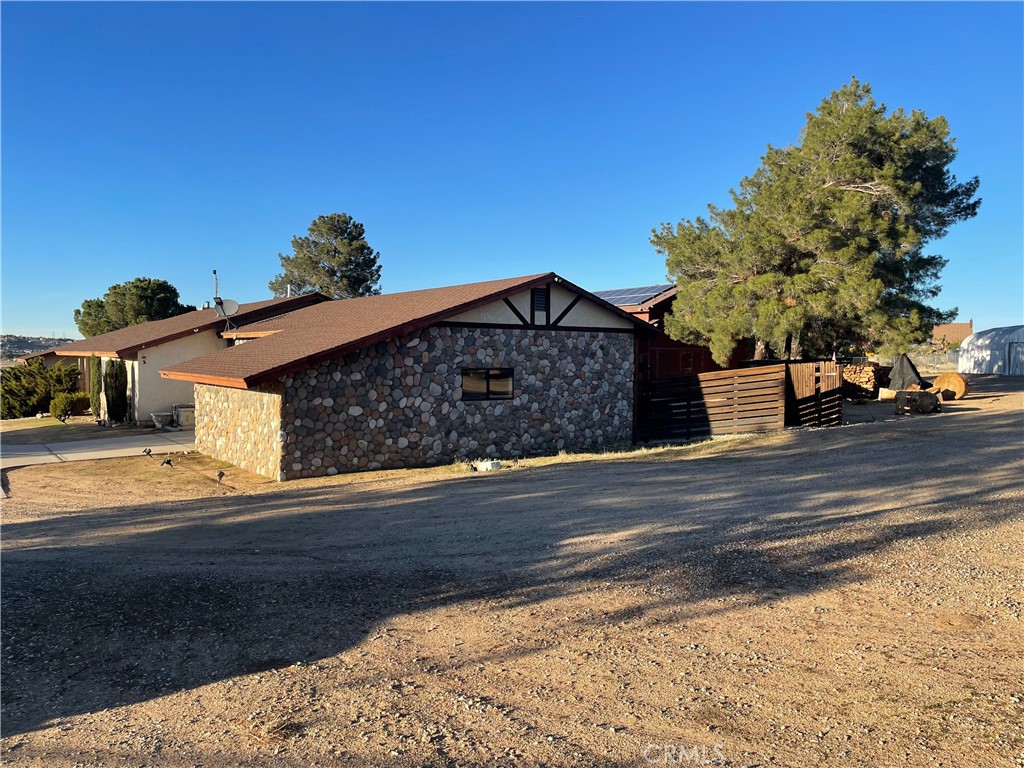 main property photo 22