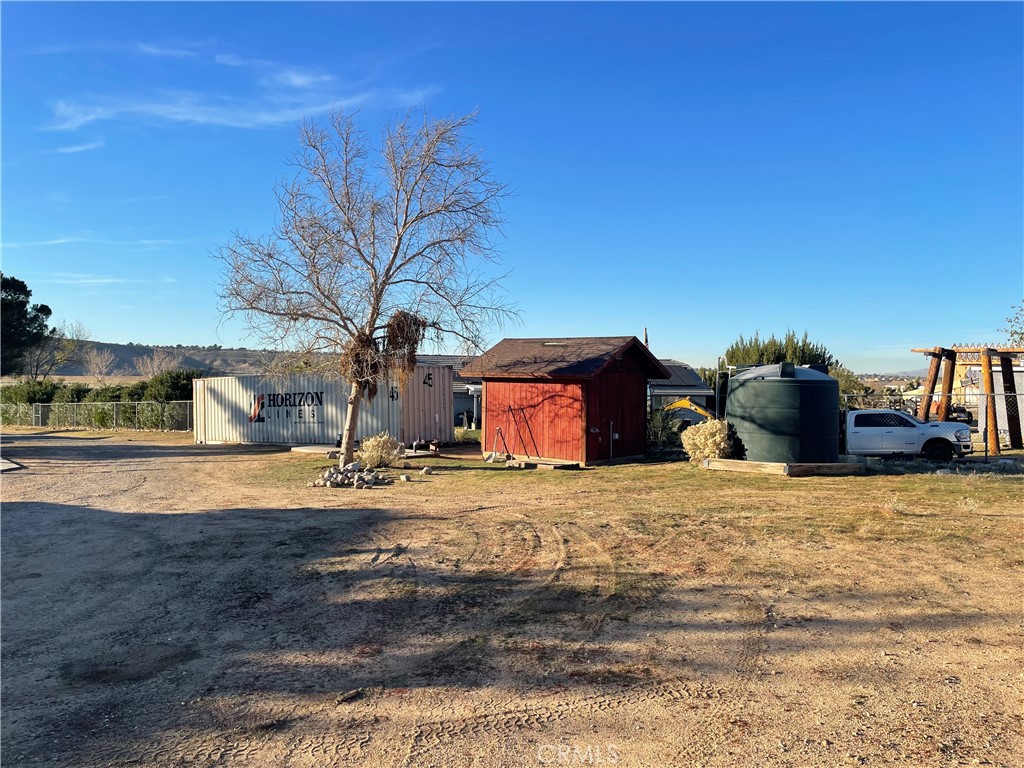 main property photo 25