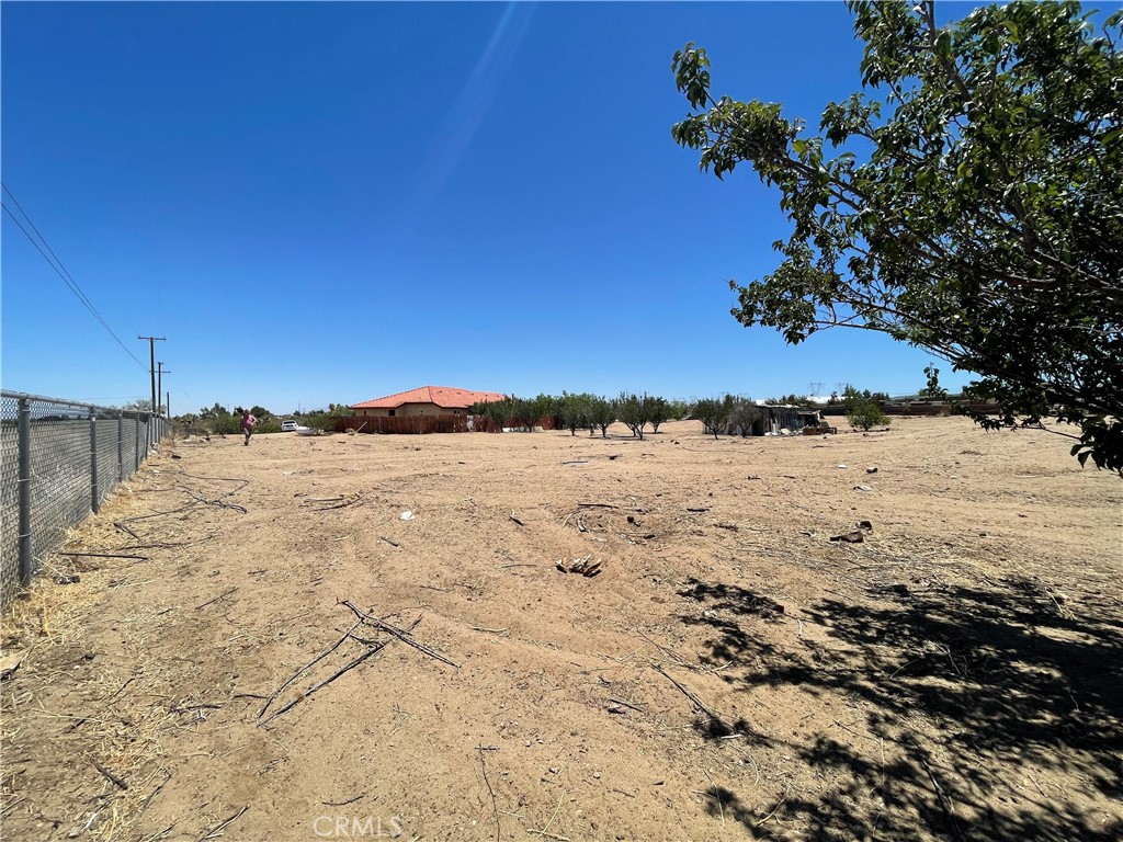 main property photo 38