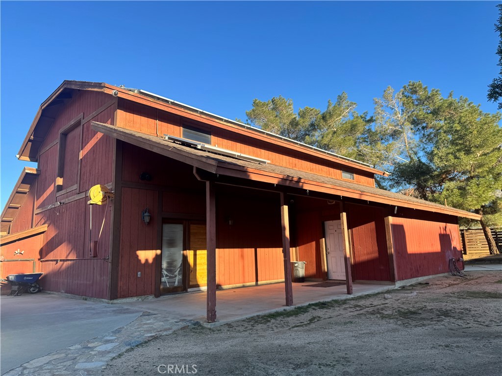main property photo 9
