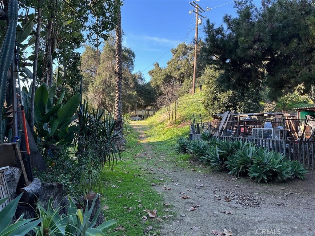 main property photo 33