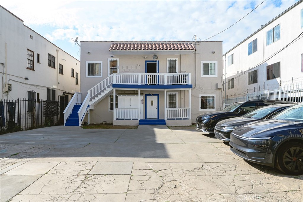 main property photo 28