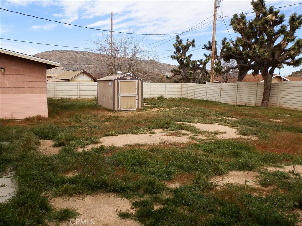 main property photo 14