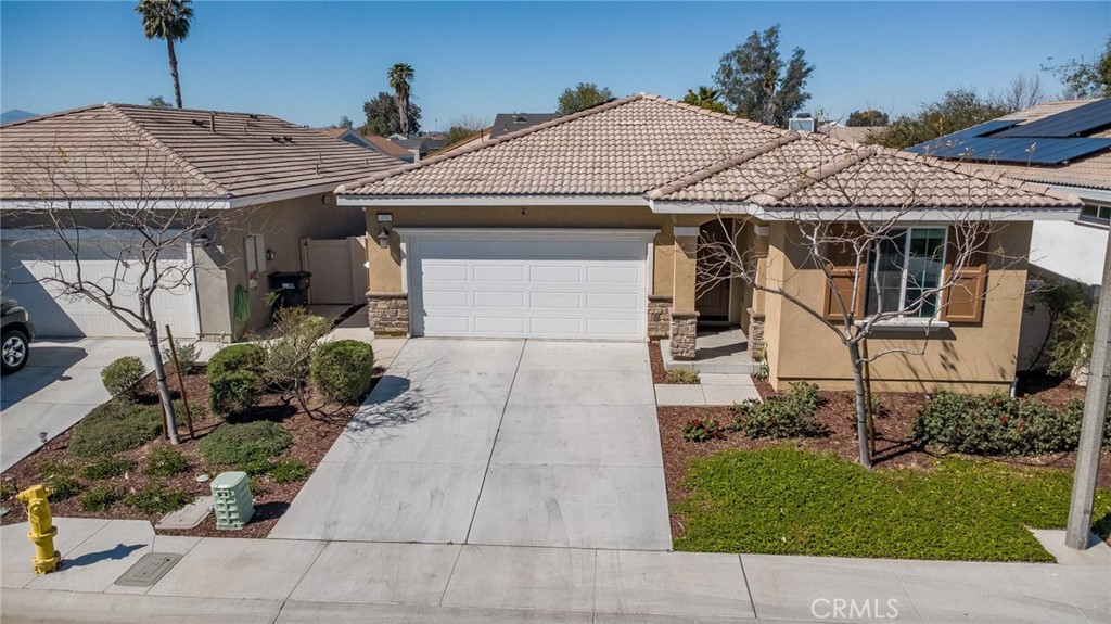 main property photo 48