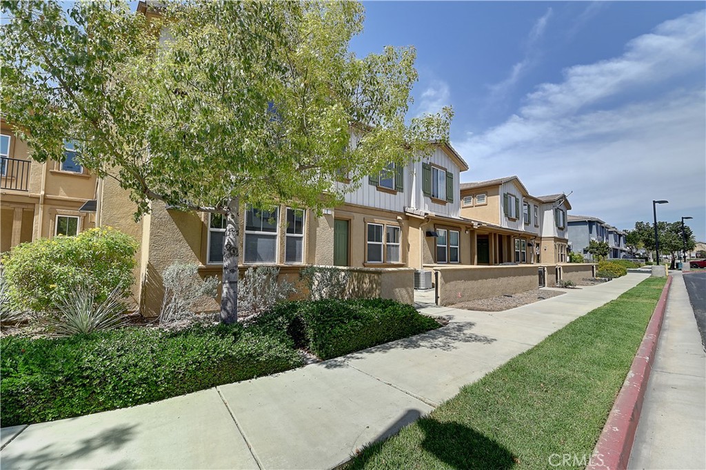 main property photo 26