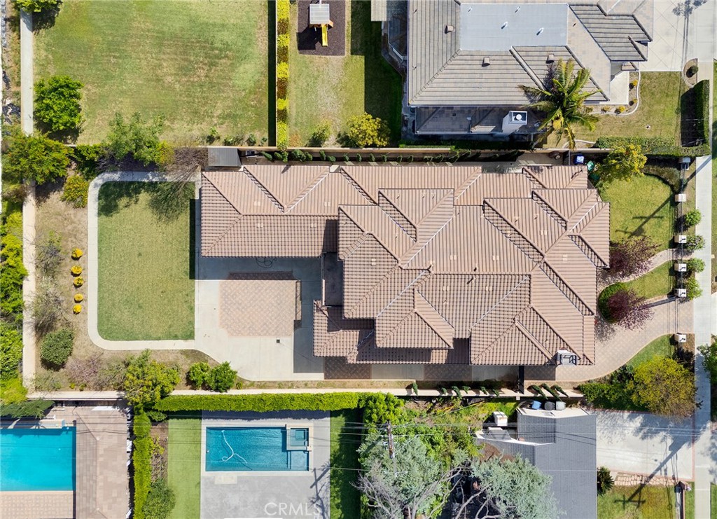 main property photo 70