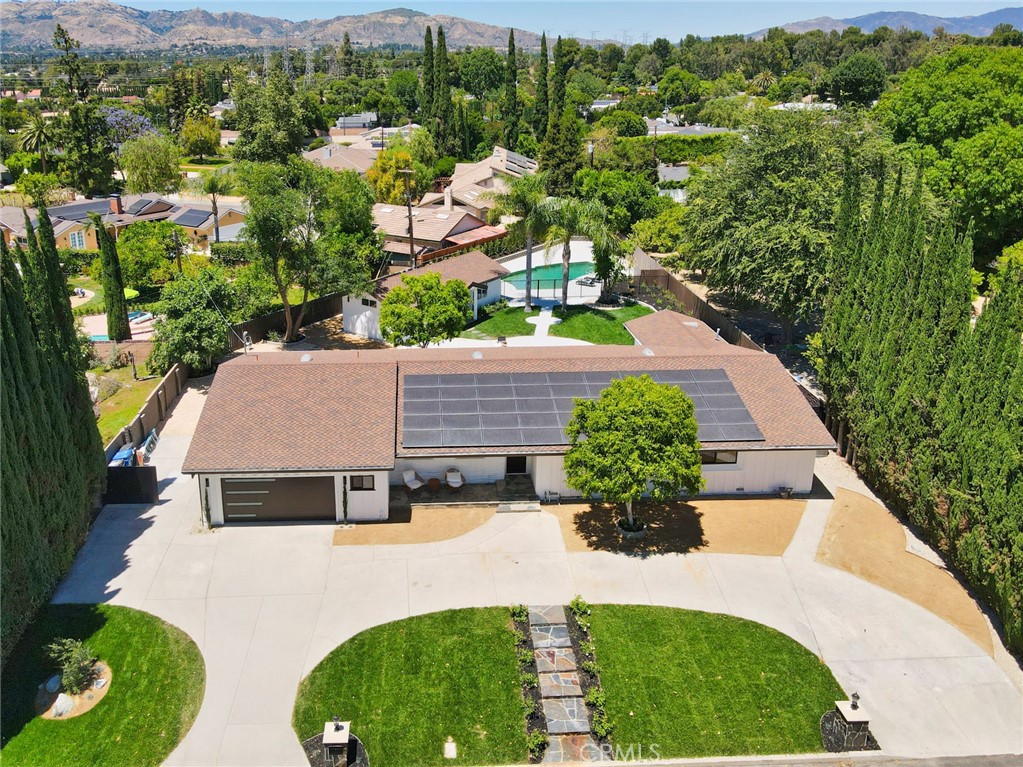 main property photo 50