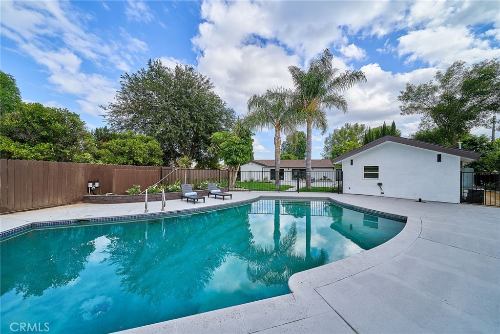 main property photo 63