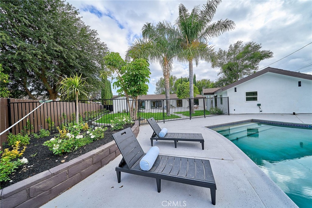 main property photo 65