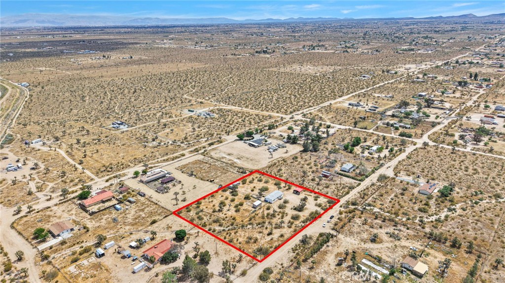 main property photo 40