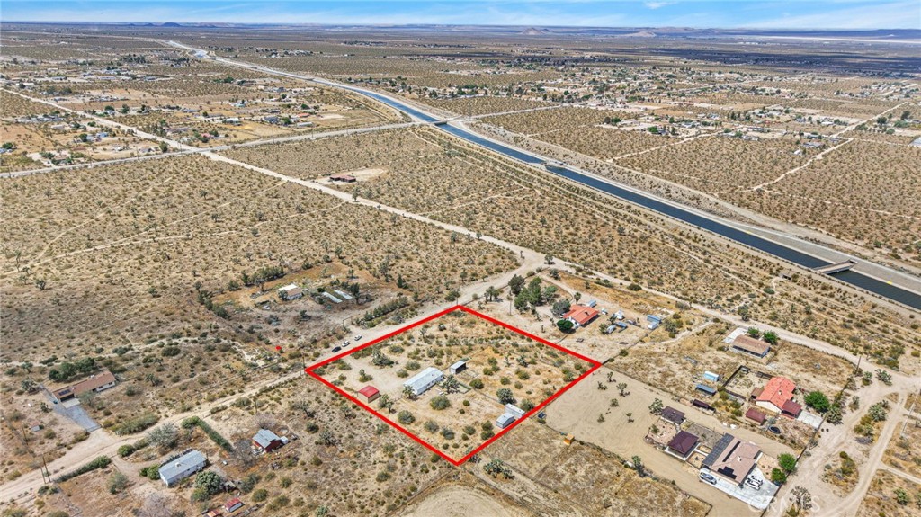main property photo 41