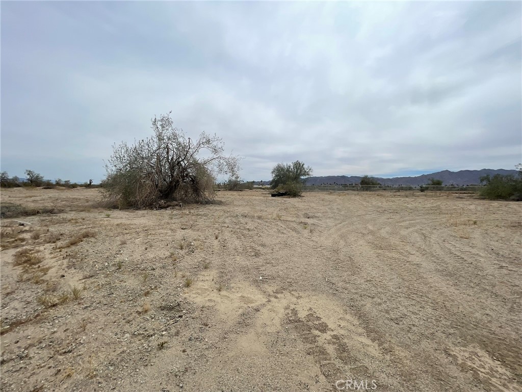 main property photo 7