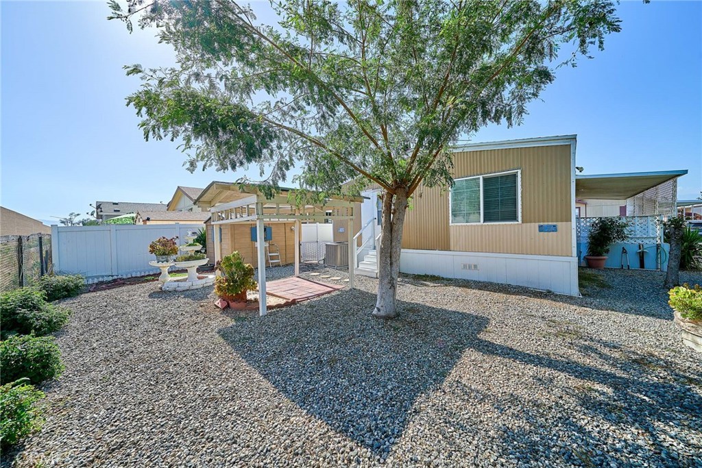 main property photo 24