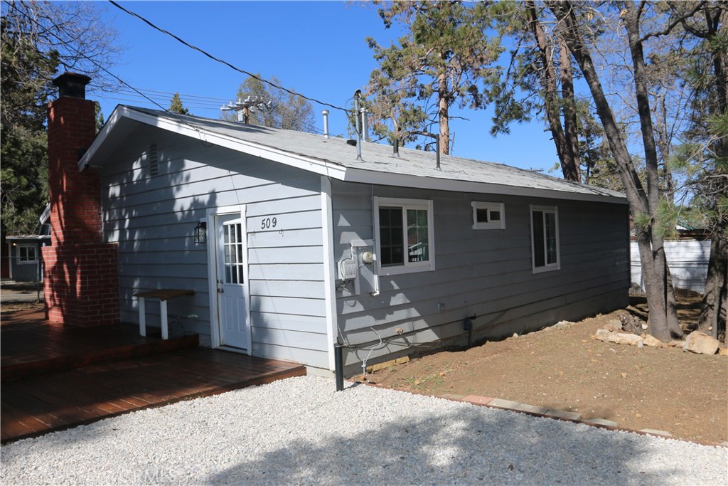 main property photo 23