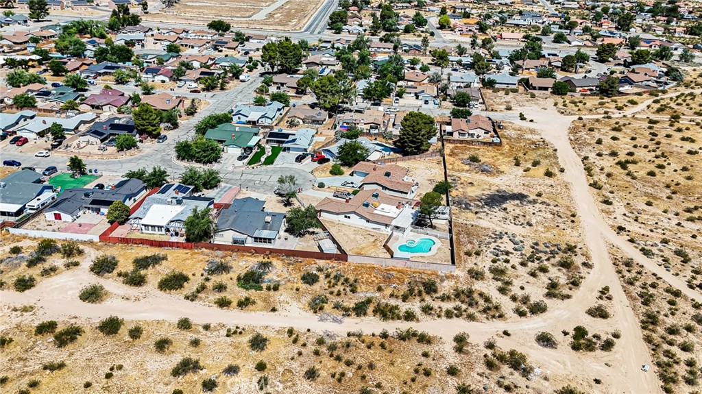 main property photo 23