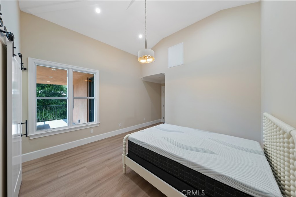 main property photo 70