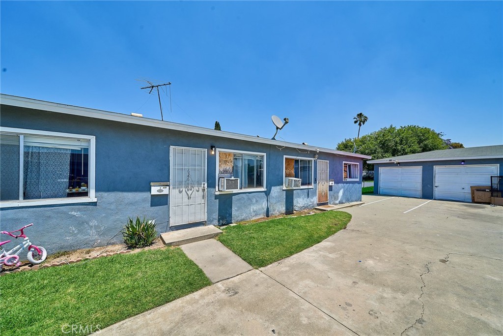 main property photo 15
