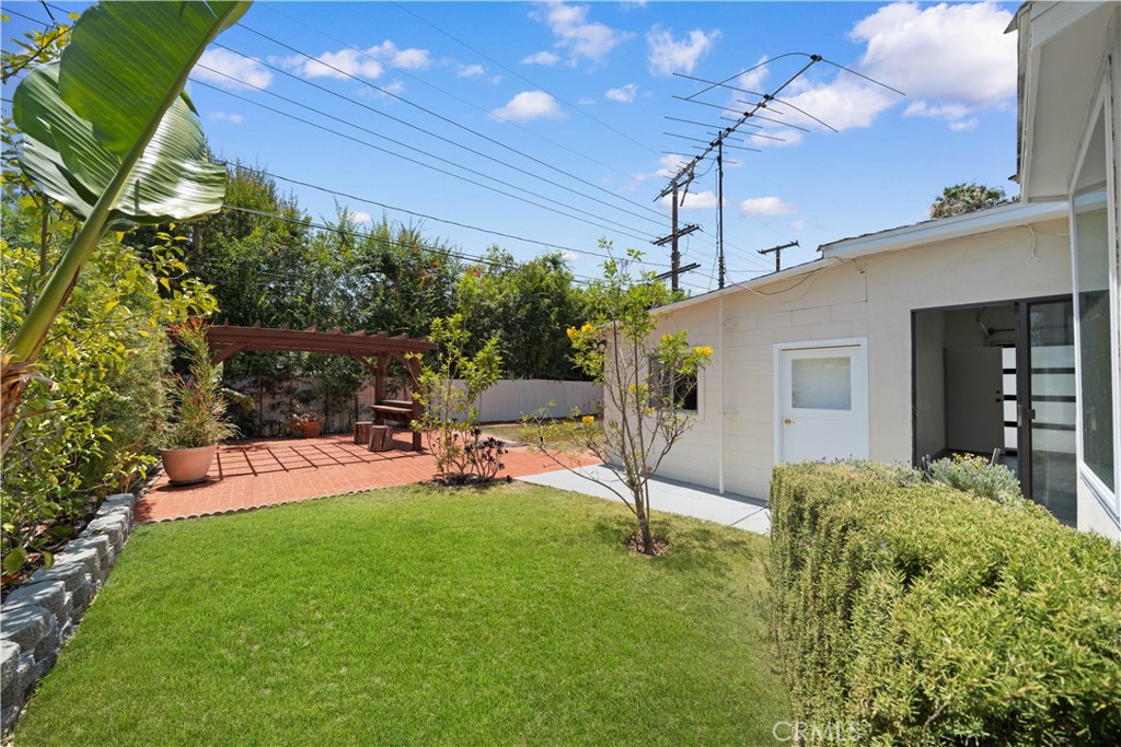 main property photo 21