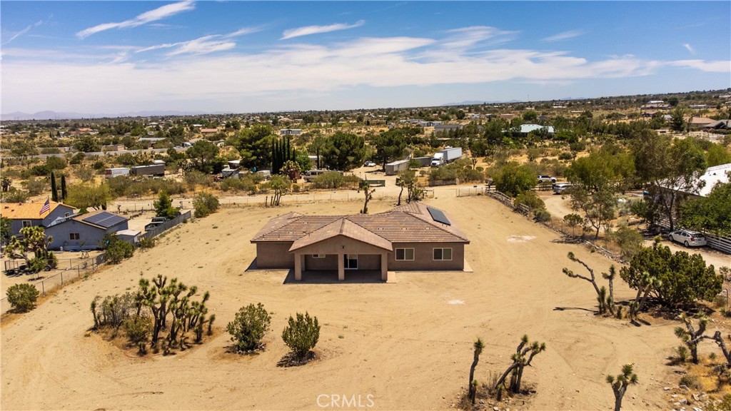 main property photo 12