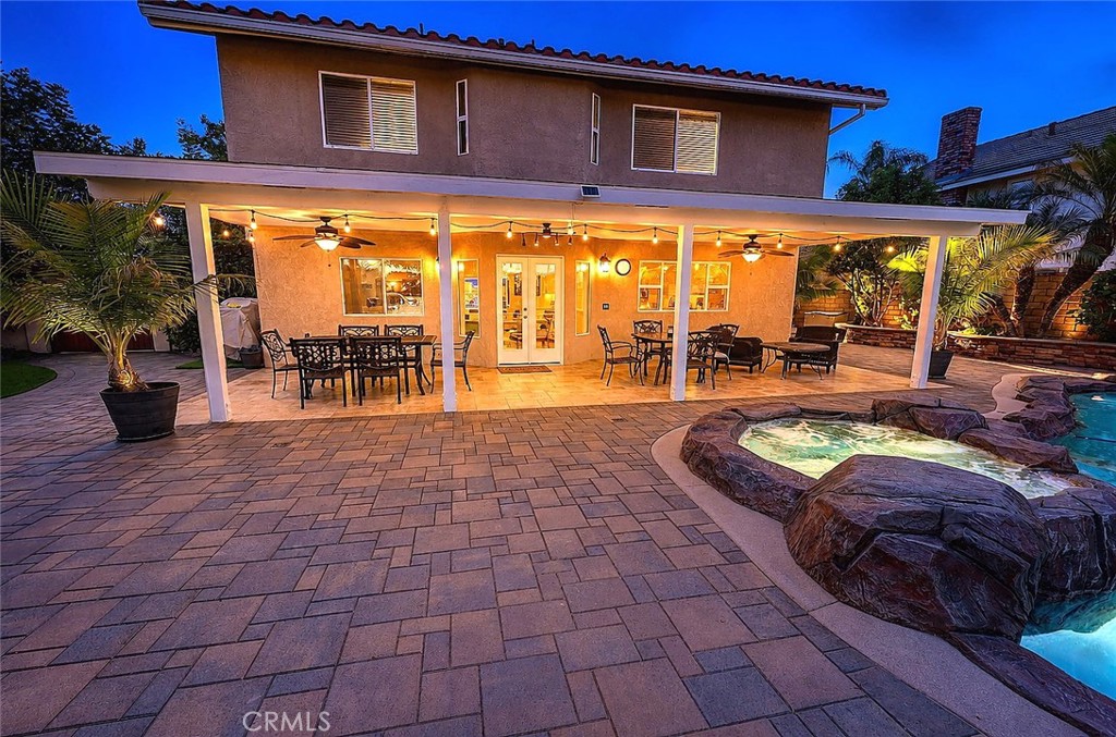 main property photo 11