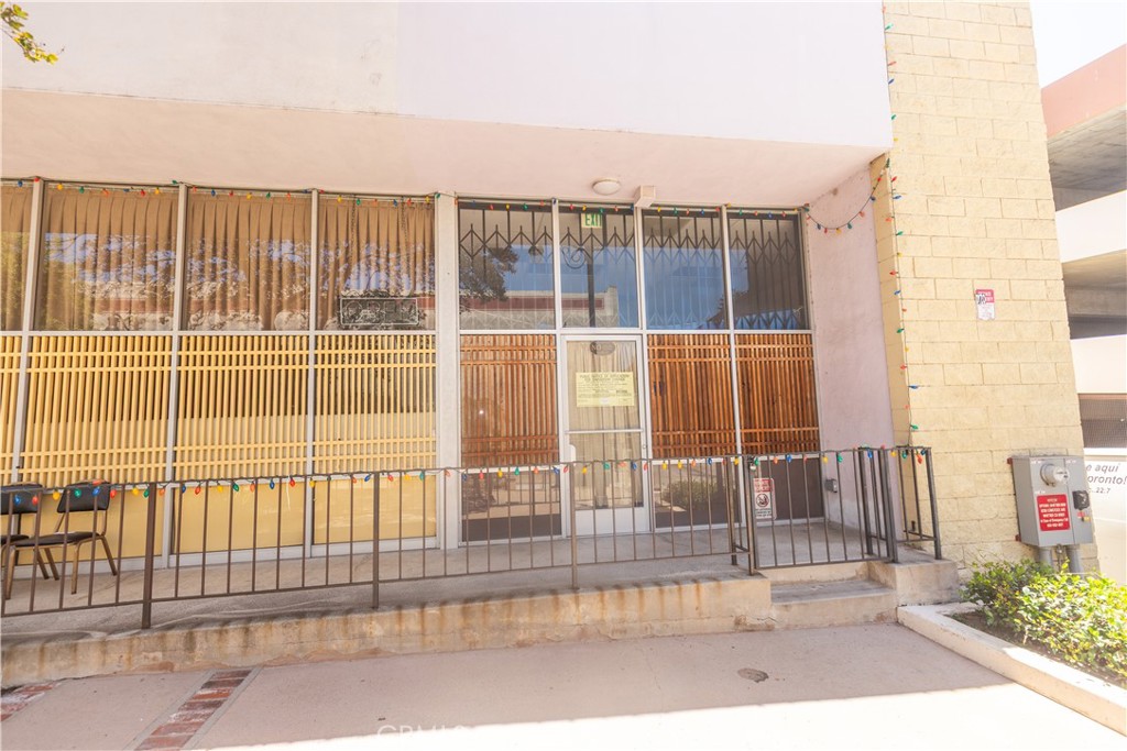 main property photo 16