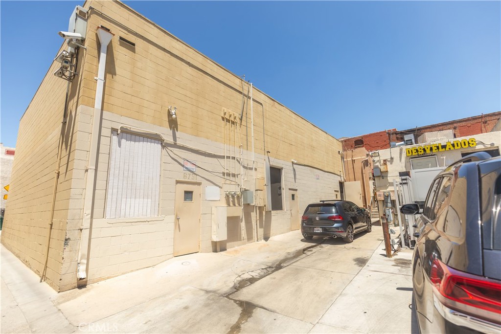 main property photo 24